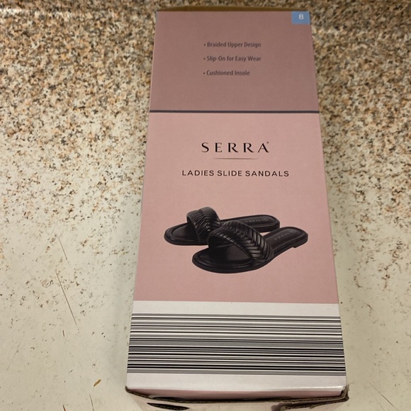 3/$20 sandals - Picture 8 of 9